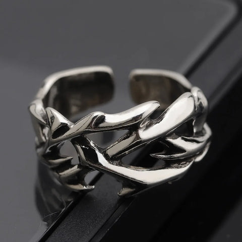 Goth Bramble Lattice Open Ring