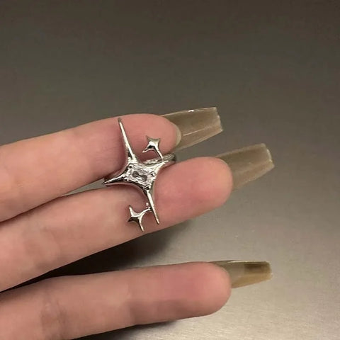 Goth Shattered Star Spike Ring