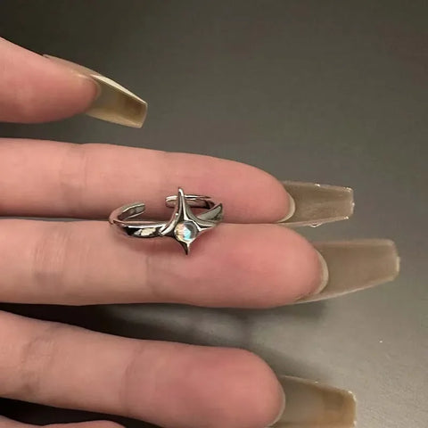 Goth Shattered Star Spike Ring