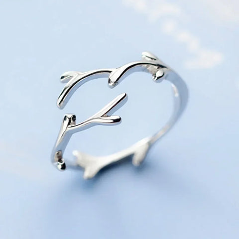 Goth Tangled Thorn Crown Ring