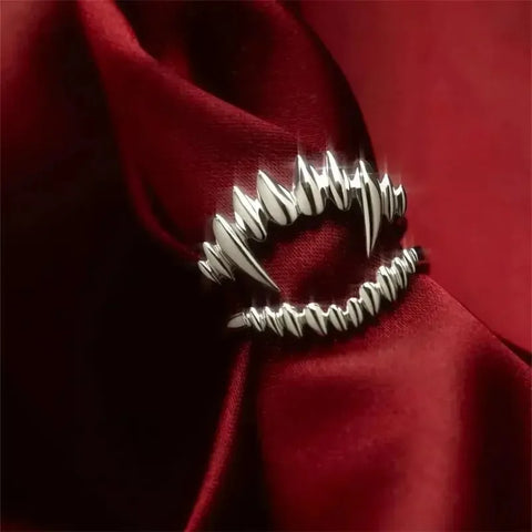 Goth Vampire Fang Ring