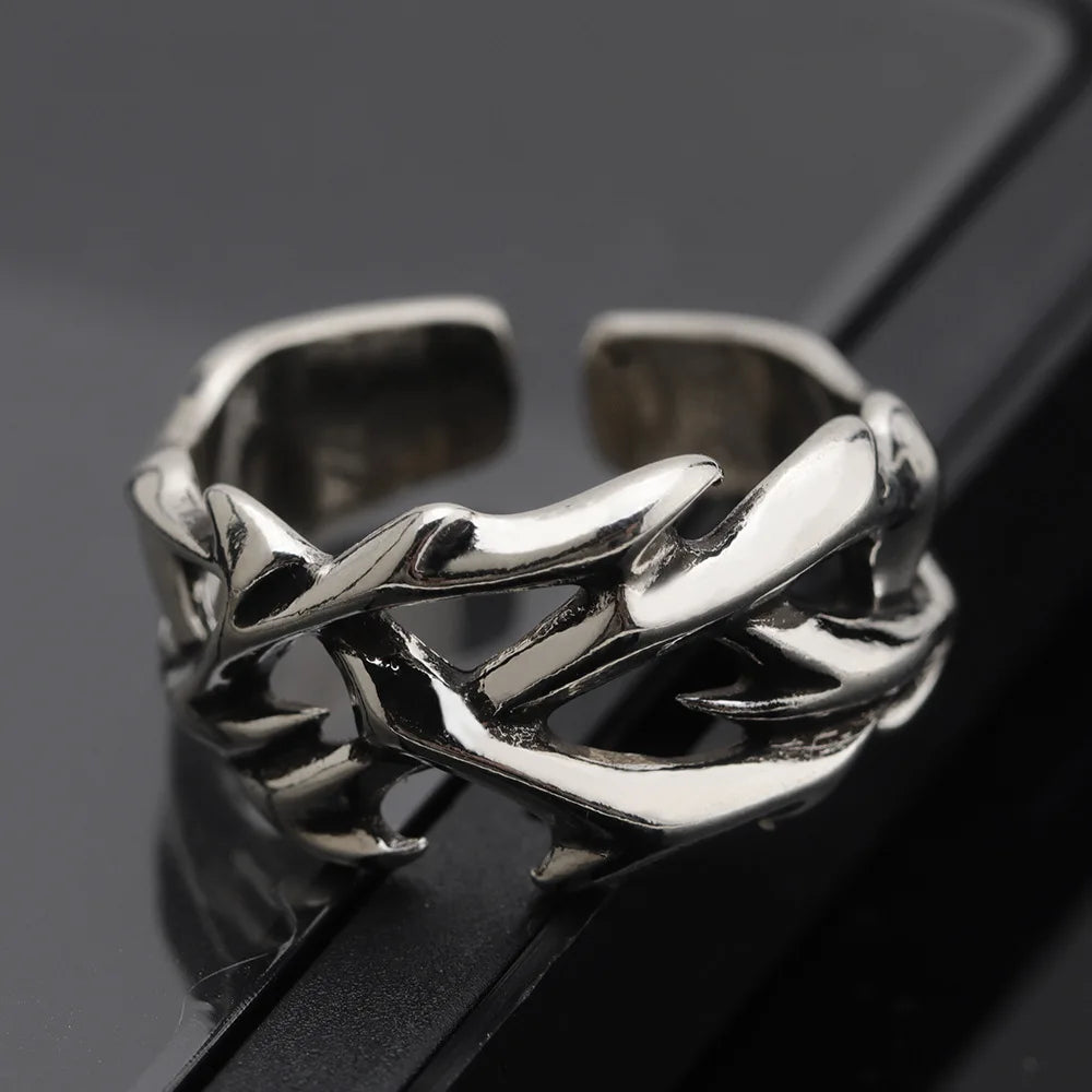 Goth Bramble Lattice Open Ring