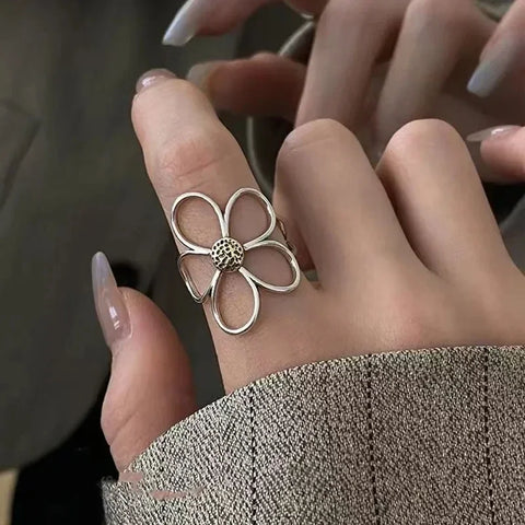 Goth Vampire Fang Ring