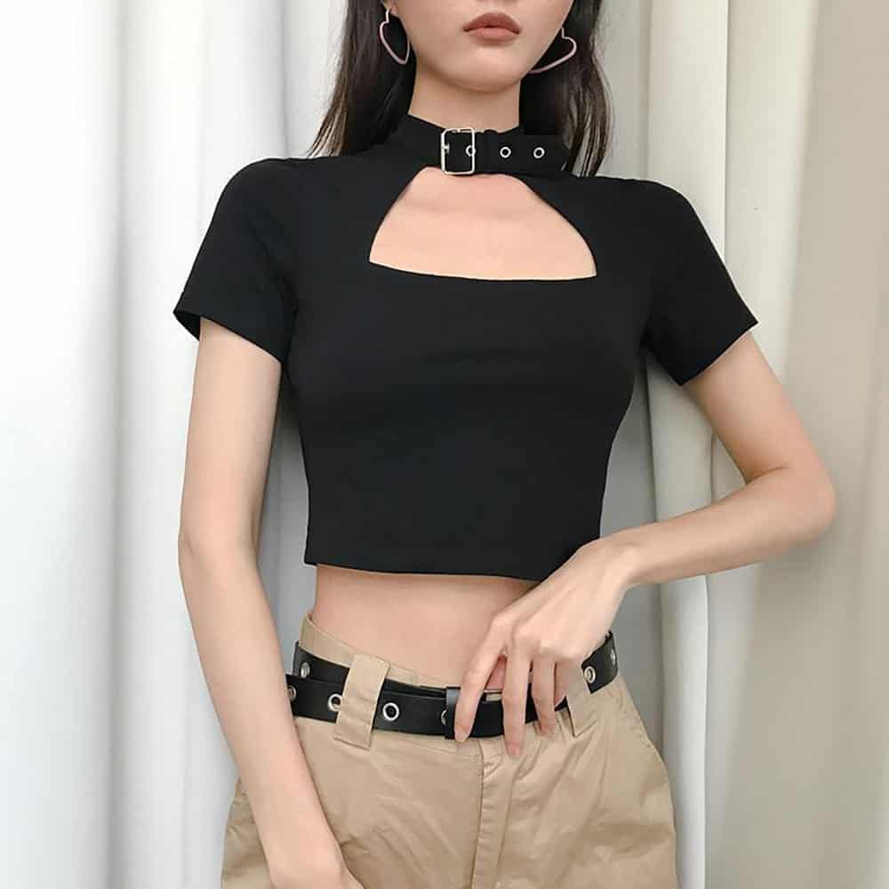 BLACK HOLLOW OUT BELT COLLAR CROPPED TOP1
