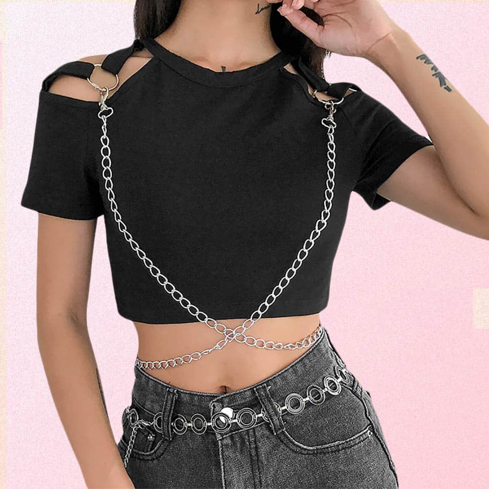 BLACK CROP TOP WITH CHAINS