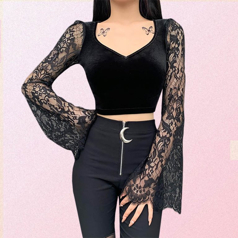 crop top flared sleeves