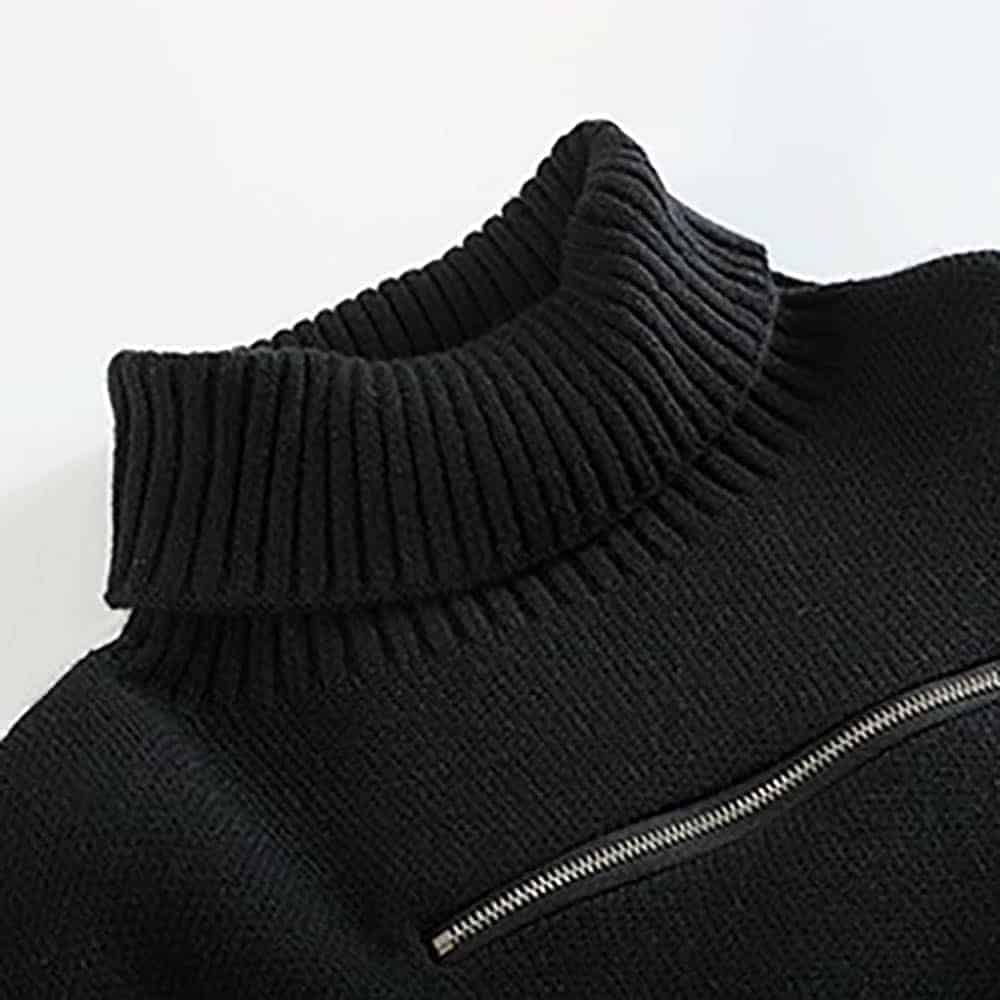 BLACK OVERSIZED KNITTED CROP TURTLENECK WITH ZIPPER